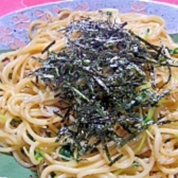 ちりめんじゃこと豆苗の醤油パスタ